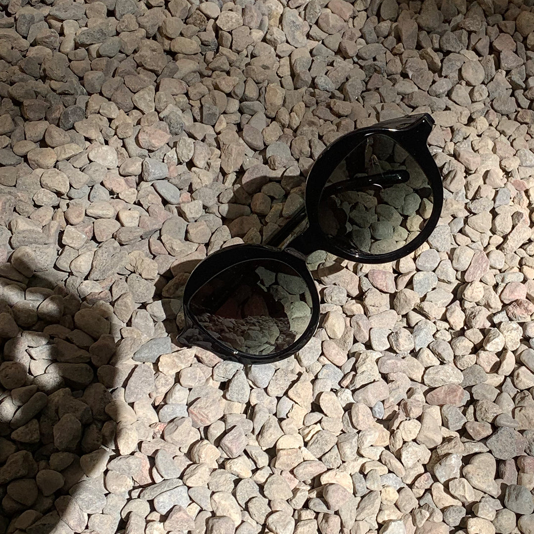 Eyewear trends for the summer of home
