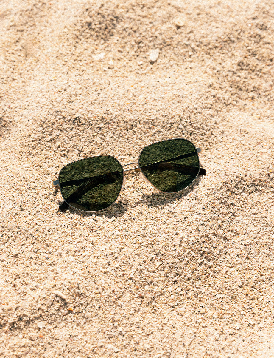Discover 161+ burberry sunglasses sunglass hut best