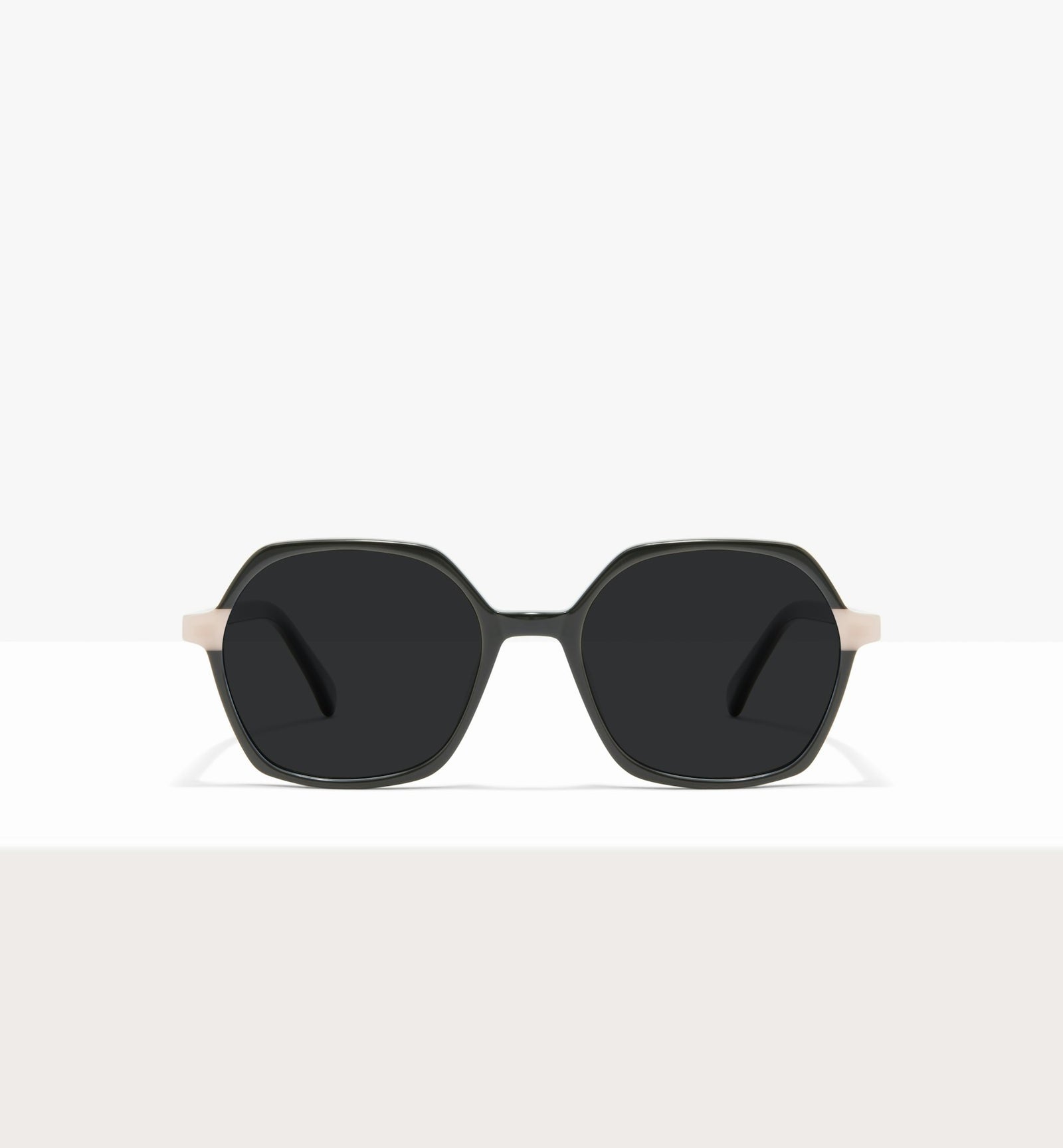 Black Peach Puff--front_image_sun