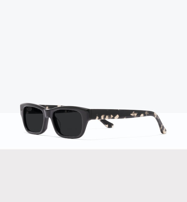 Noir Tort--image_en_angle_soleil