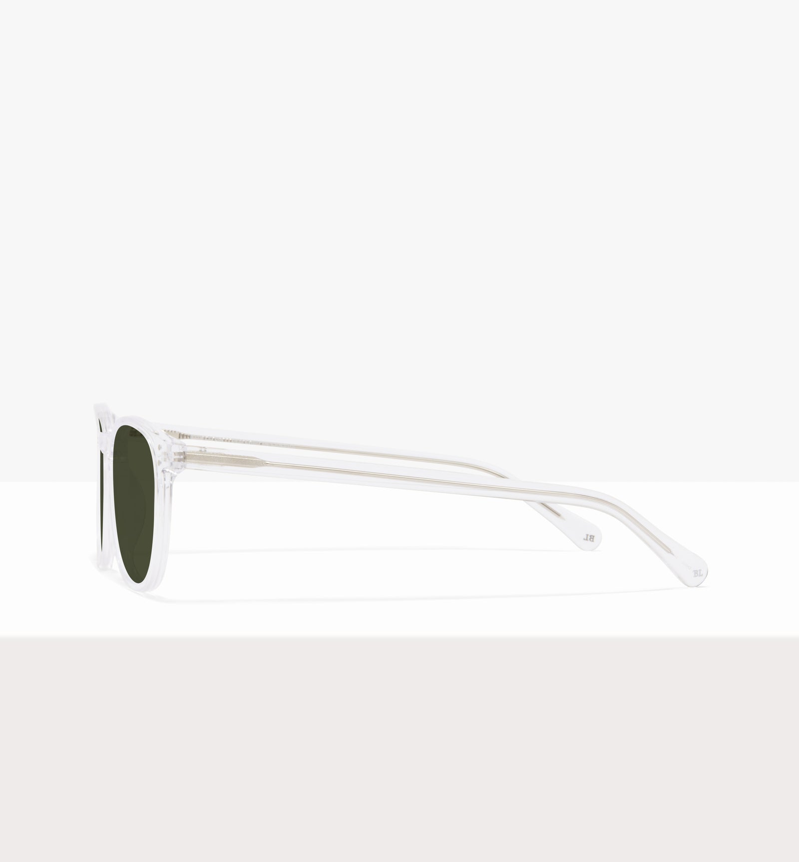Verres en cristal « Solemn » - Verres verts - Vue de profil